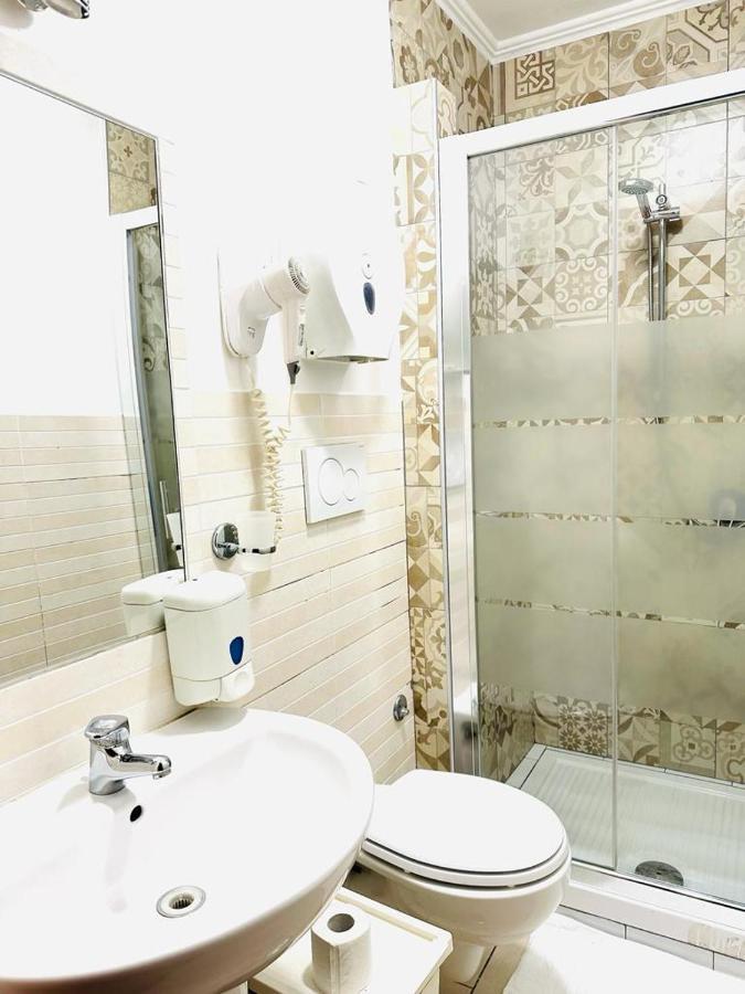 Rome Star Guesthouse Termini Buitenkant foto